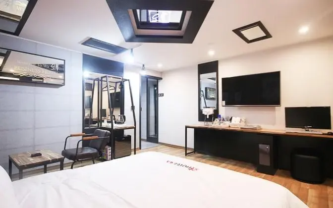 Oda (General room (Netflix viewing air pur)