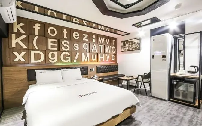 Oda (Semi-private room (Netflix viewing st)