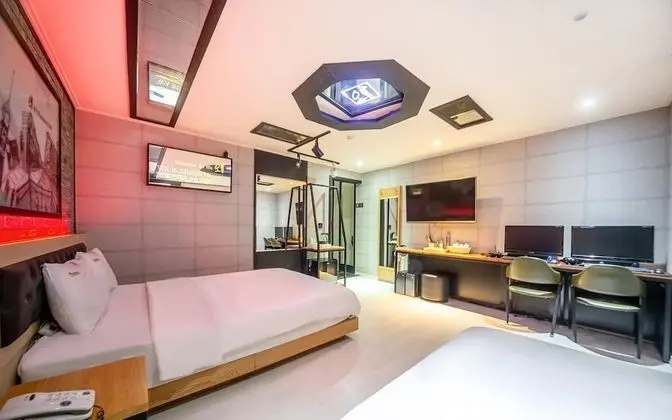 Oda (Twin 2PC (Roll &amp; Overwatch capabl)