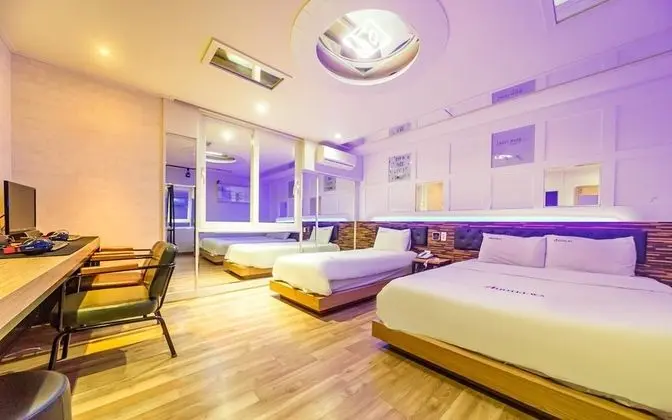 Oda (Twin 2PC (Roll &amp; Overwatch capabl)