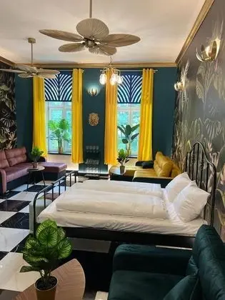 Exclusive Stüdyo Süit