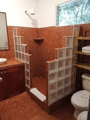 Basic Tek Büyük Yataklı Oda