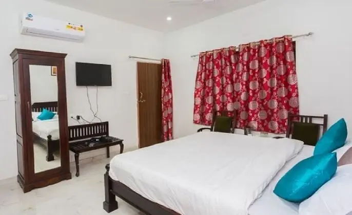 Super Deluxe Room