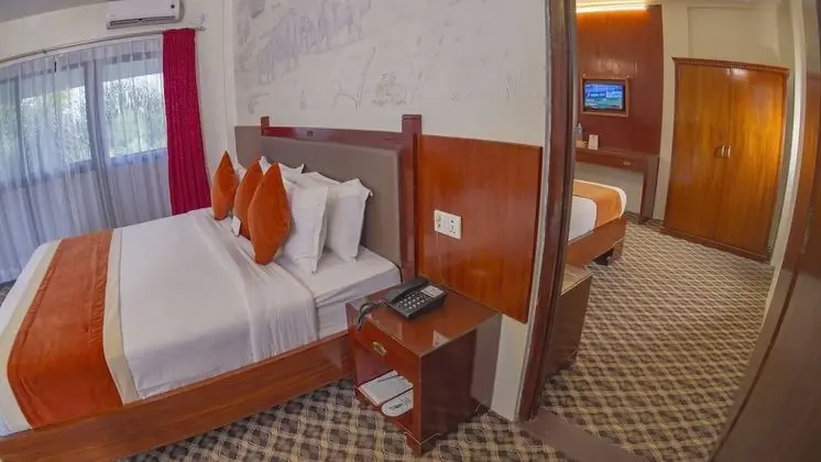 Deluxe Tek Büyük Yataklı Oda