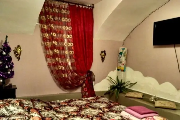 Classic Tek Büyük Yataklı Oda, Ortak Banyo, Zemin Kat