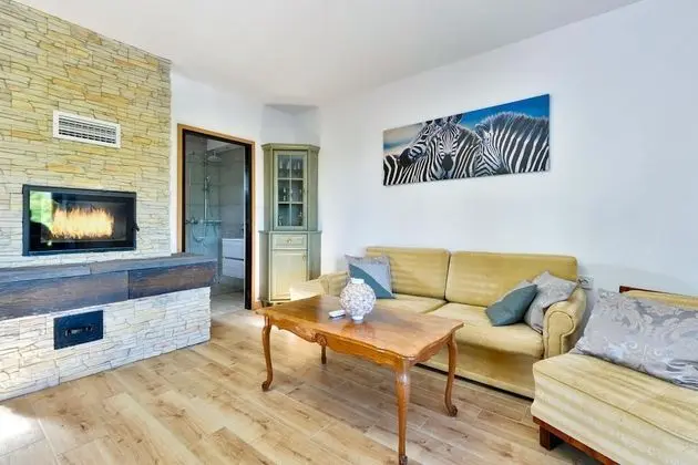 Family Ev, Birden Çok Yatak, 2 Banyolu, Bahçeli (Jungle House With Pool)