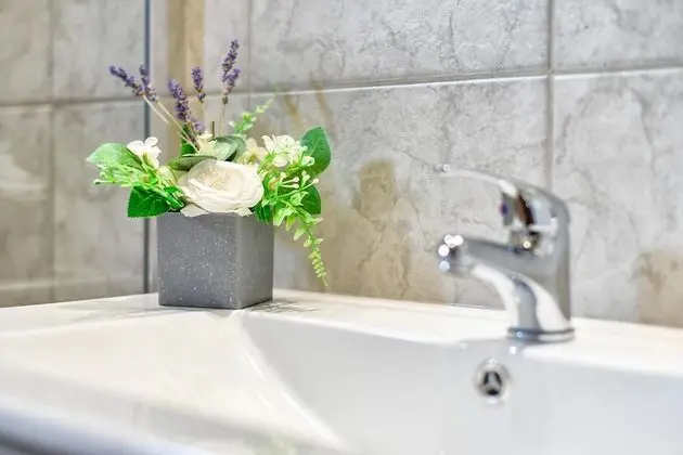 Family Ev, Birden Çok Yatak, 2 Banyolu, Bahçeli (Jungle House With Pool)