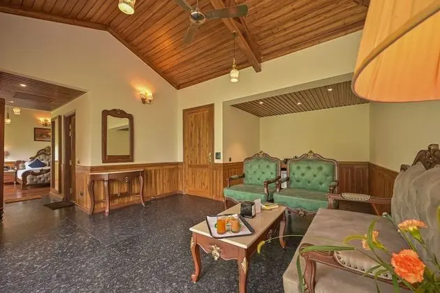 Premium Kır Evi, 1 En Büyük (King) Boy Yatak
