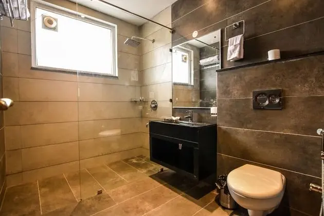 Premium Kır Evi, 1 En Büyük (King) Boy Yatak