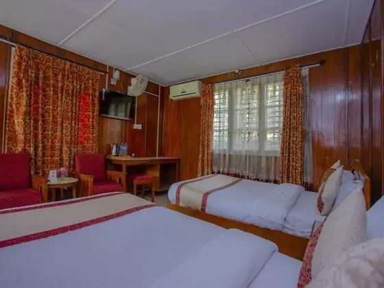 Deluxe Tek Büyük veya İki Ayrı Yataklı Oda