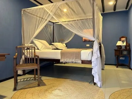 Tek Büyük veya İki Ayrı Yataklı Oda, 2 Yatak Odası