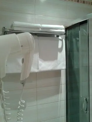 Standard Tek Büyük veya İki Ayrı Yataklı Oda