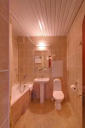 Superior Tek Büyük veya İki Ayrı Yataklı Oda