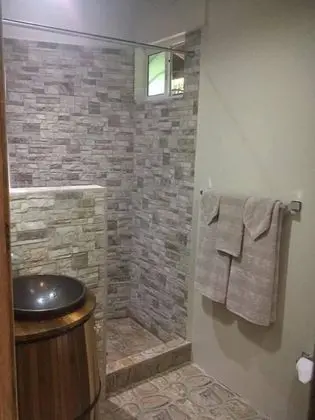 Luxury Suite 1