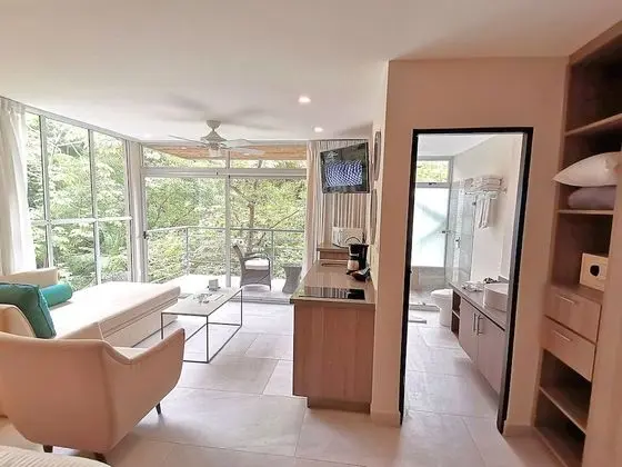 Titi Deluxe Suite