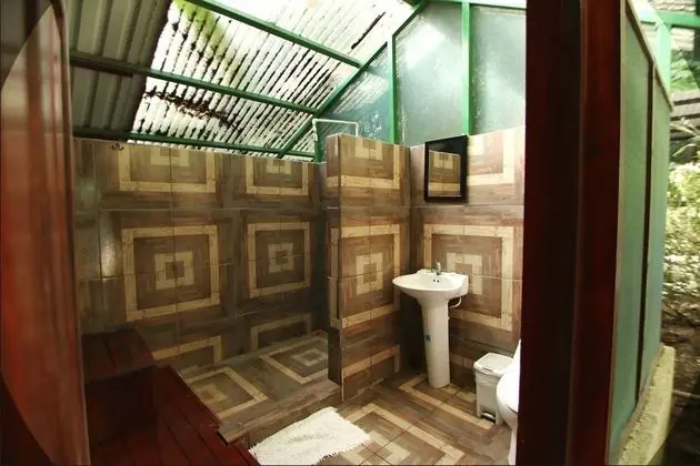 Glamping Hut