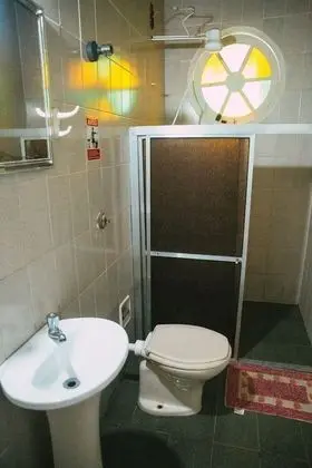 Basic Üç Kişilik Oda, Birden Çok Yatak