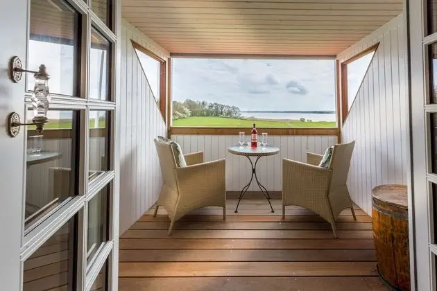 Deluxe Süit, 1 En Büyük (King) Boy Yatak ve Çekyat, Balkon, Plaj Manzaralı