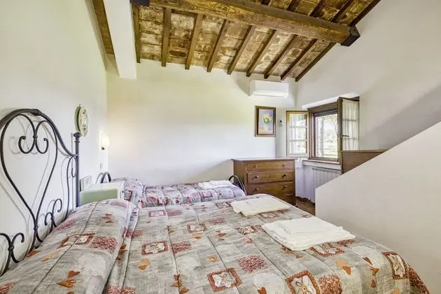 Family Apart Daire, Birden Çok Yatak, 2 Banyolu, Bahçeli (Juniper apt with shared pool family)