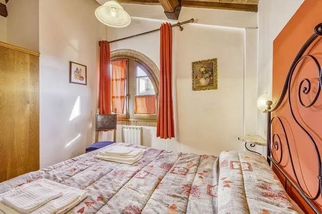 Family Apart Daire, Birden Çok Yatak, 2 Banyolu, Bahçeli (Juniper apt with shared pool family)