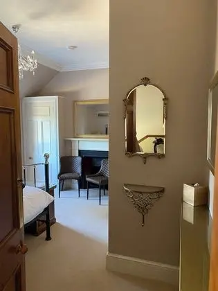 Comfort Tek Büyük Yataklı Oda