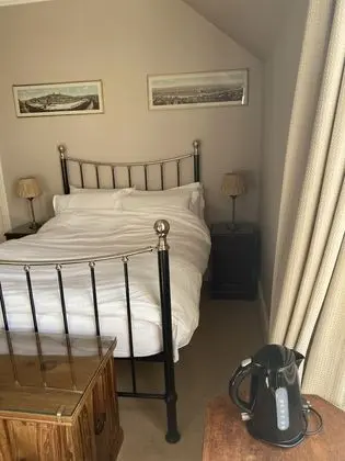 Comfort Tek Büyük Yataklı Oda