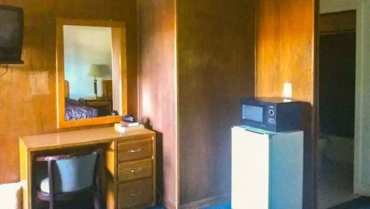 Oda, 2 Büyük (Queen) Boy Yatak, Sigara İçilmez