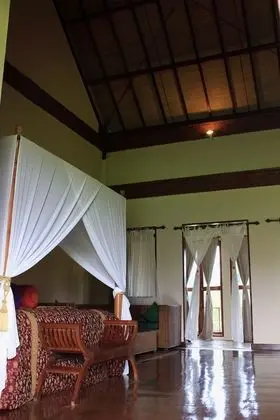 Deluxe Tek Büyük veya İki Ayrı Yataklı Oda (Super Deluxe with Afternoon Tea)