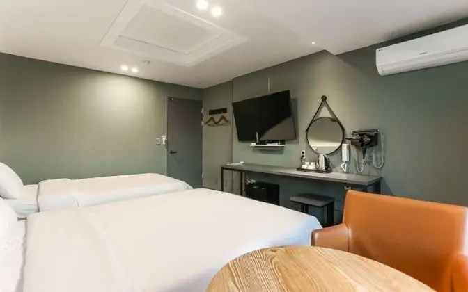 İki Ayrı Yataklı Oda, Göl Manzaralı