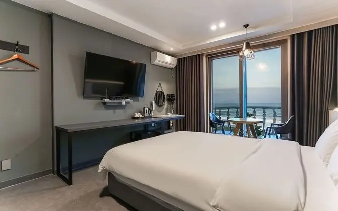 Tek Büyük Yataklı Oda, Okyanus Manzaralı