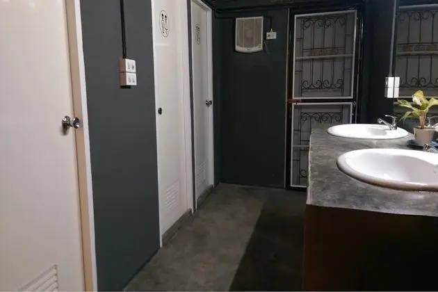 Single Bed in Mixed Dormitory Room