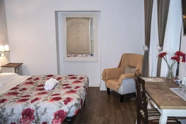 Tek Büyük Yataklı Oda (with lounge)