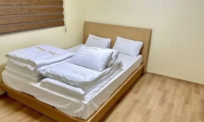 Family Tek Büyük Yataklı Oda