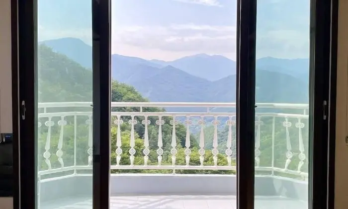 Family Tek Büyük Yataklı Oda