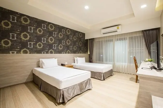 Grand Deluxe Room