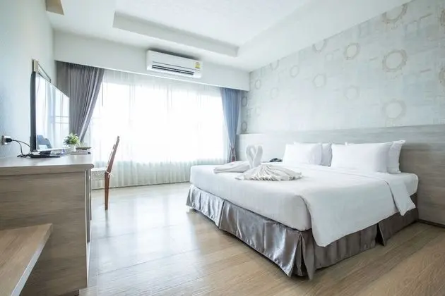 Grand Deluxe Room