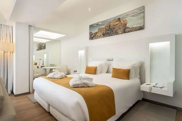 Deluxe Tek Büyük veya İki Ayrı Yataklı Oda, Deniz Manzaralı