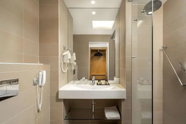 Standard Büyük Yataklı Tek Kişilik Oda