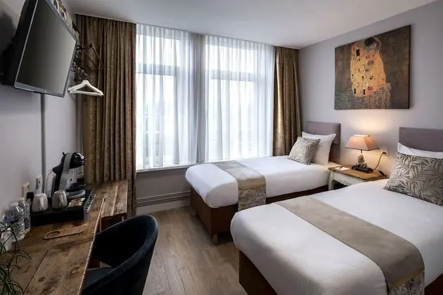 Standard Tek Büyük Yataklı Oda