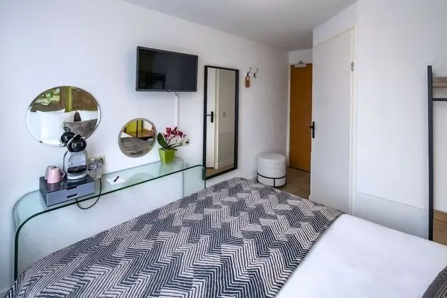 Standard Tek Büyük Yataklı Oda