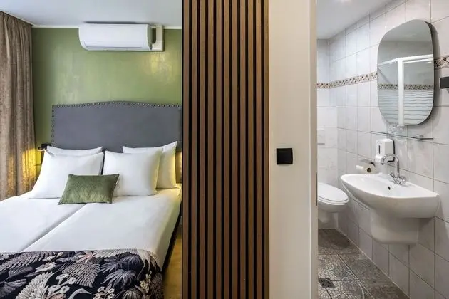 Standard Tek Büyük Yataklı Oda