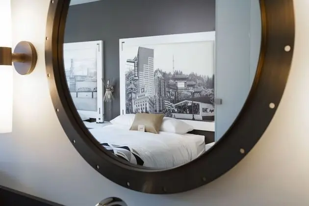 Design Tek Büyük veya İki Ayrı Yataklı Oda, 2 Büyük (Queen) Boy Yatak, Şehir Manzaralı