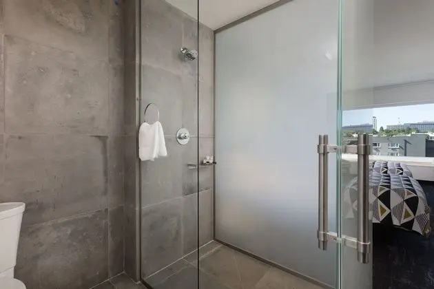 Design Tek Büyük veya İki Ayrı Yataklı Oda, 2 Büyük (Queen) Boy Yatak, Şehir Manzaralı