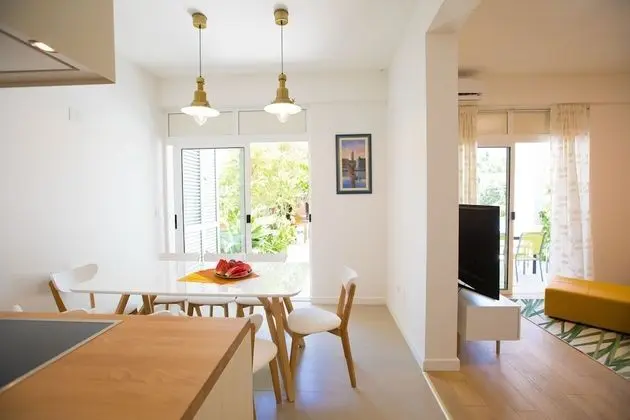 Apart Daire, Bahçe Manzaralı