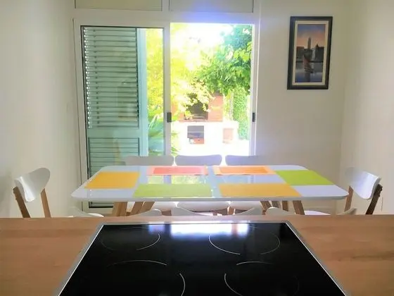 Apart Daire, Bahçe Manzaralı