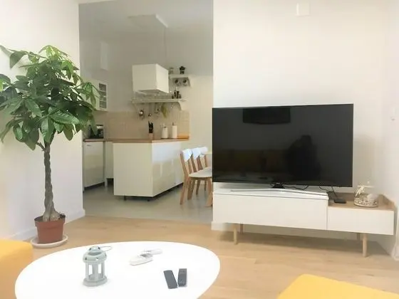 Apart Daire, Bahçe Manzaralı