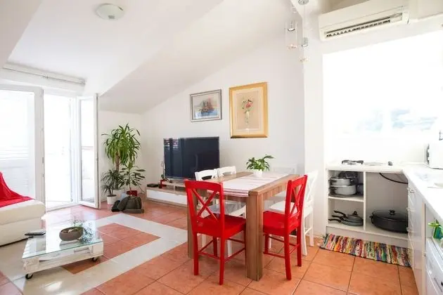 Apart Daire, Deniz Manzaralı