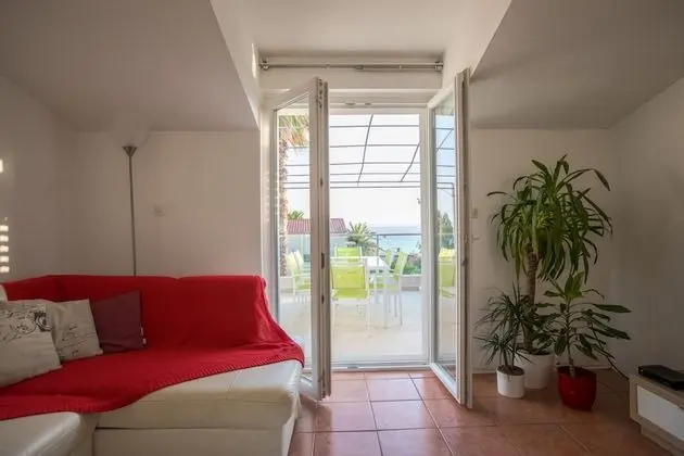 Apart Daire, Deniz Manzaralı