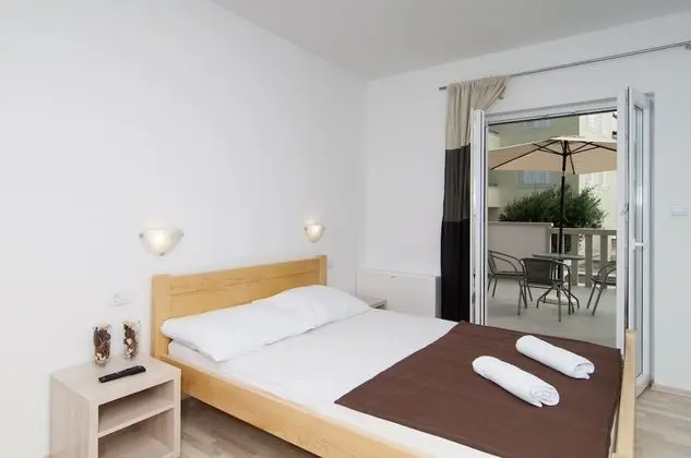 Deluxe Tek Büyük Yataklı Oda, Balkon, Deniz Manzaralı