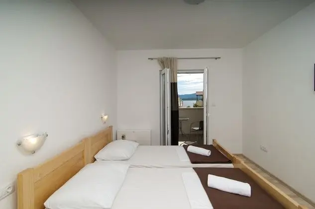 Deluxe Tek Büyük Yataklı Oda, Balkon, Deniz Manzaralı